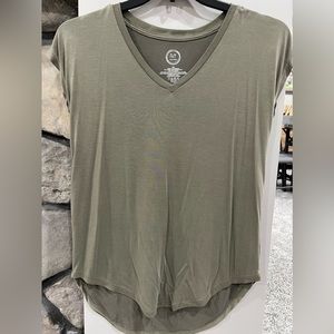 Maurice’s short sleeve top